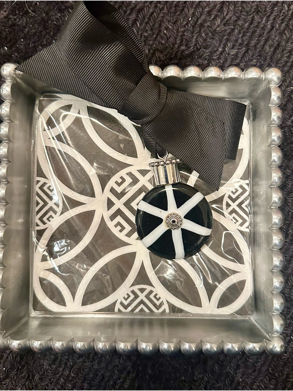 Mud Pie Black and White Ornament Tray Set